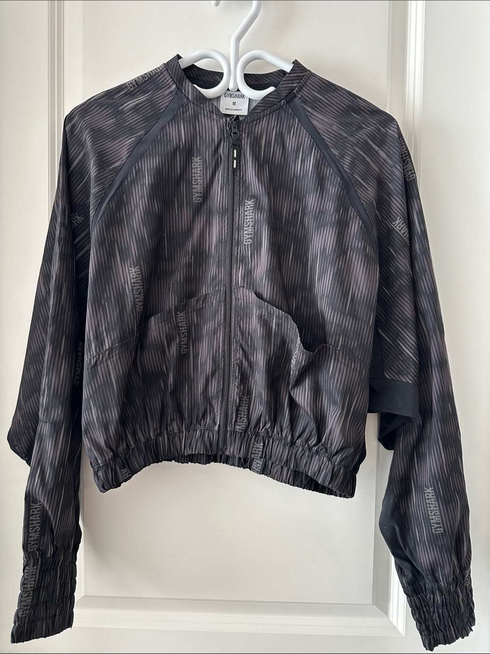 Gymshark Black Heathered Cropped Jacket